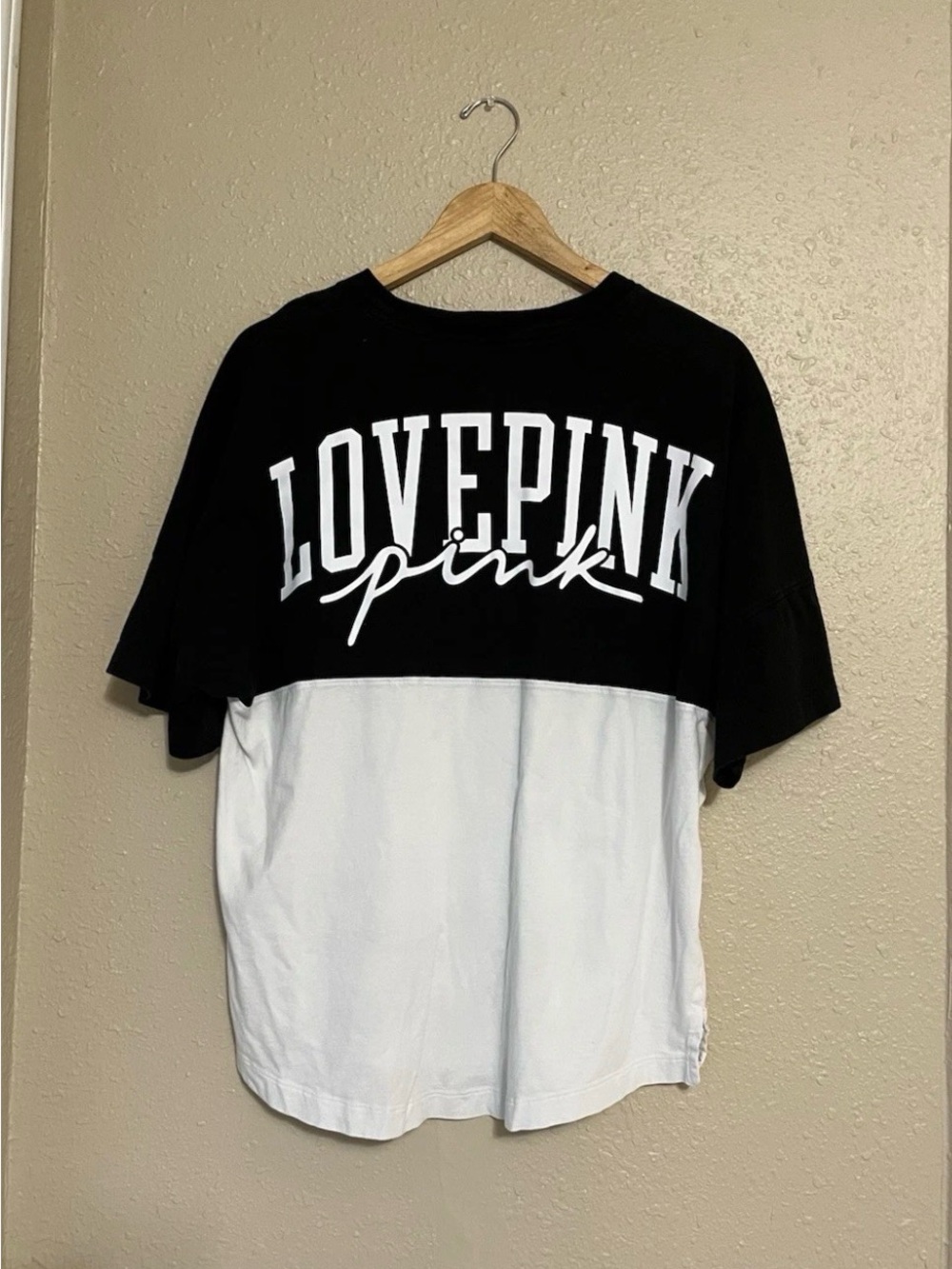 PINK Victoria's Secret Black and White "LOVE PINK" Colorblock Oversized Tee